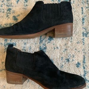 tommy hilfiger womens booties